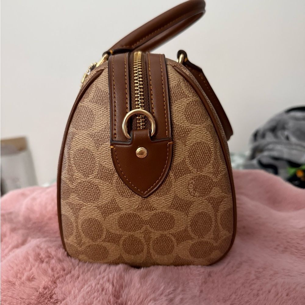 Coach Brown Signature Canvas Satchel with Gold Hardware - Picture 3 of 9
